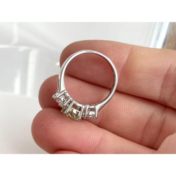 Peridot & CZ Gemstone Adorned Minimalist Sterling Silver 925 Vintage Ring - sz 7 - Picture 13 of 16